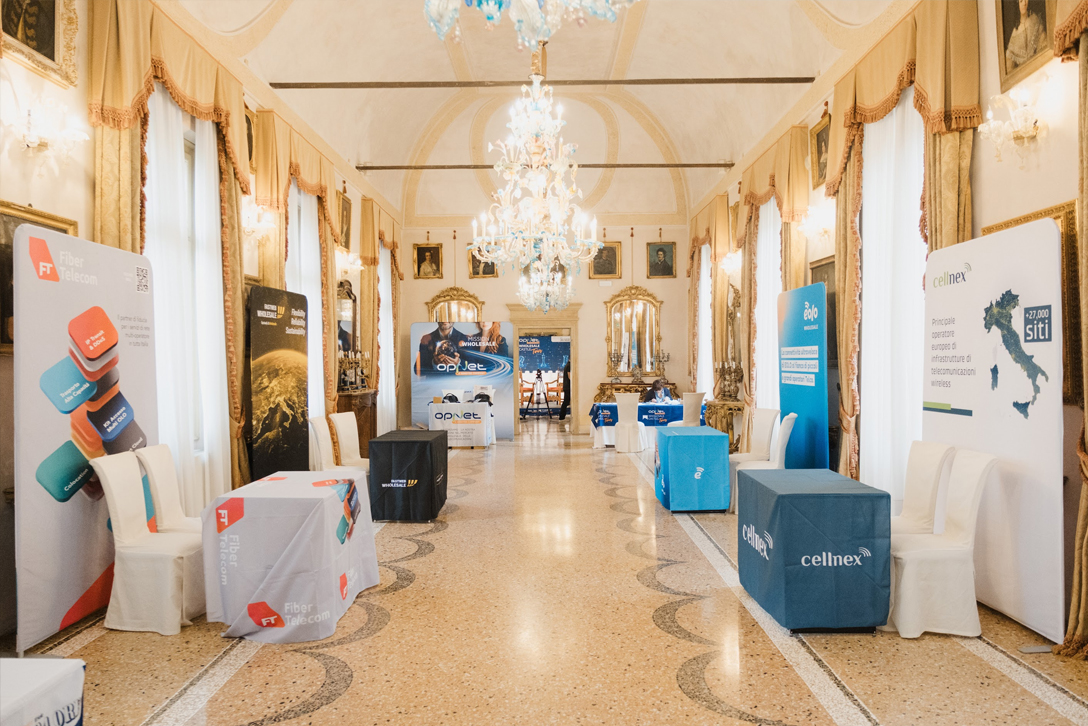 Stand pre-allestiti e personalizzabili per assicurare agli Sponsor la massima visibilità al Wholesale Castle Tour 2026